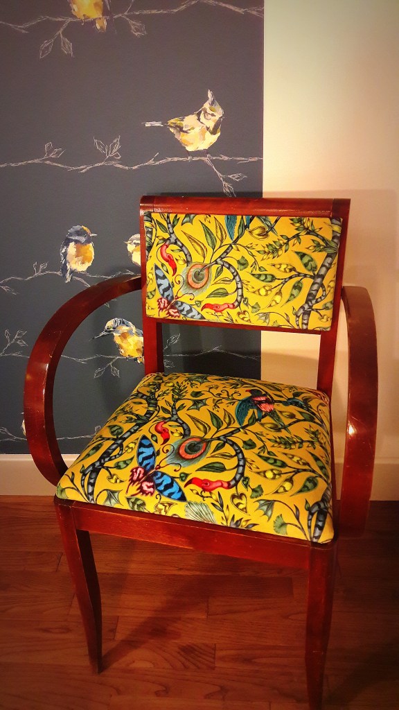 Fauteuil bridge, réfection de fauteuil, cours de réfection de fauteuil, cours de tapisserie d'ameublement, atelier réfection de fauteuil, refection de siège