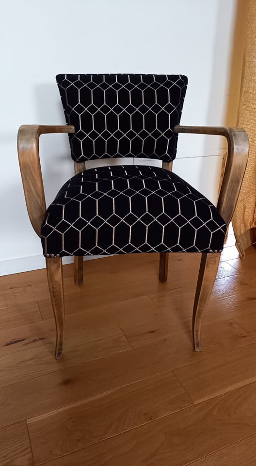 Fauteuil bridge, réfection de fauteuil, cours de réfection de fauteuil, cours de tapisserie d'ameublement,  atelier réfection de fauteuil, rénovation siège, rénovation fauteuil, DIY