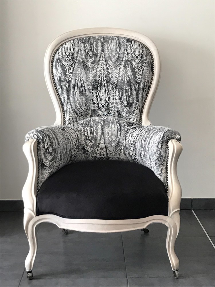 réfection de fauteuil, tapisserie d'ameublement, atelier réfection de fauteuil, atelier rénovation de fauteuil, fauteuil bergère, bergère Louis Philippe, rénover, DIY