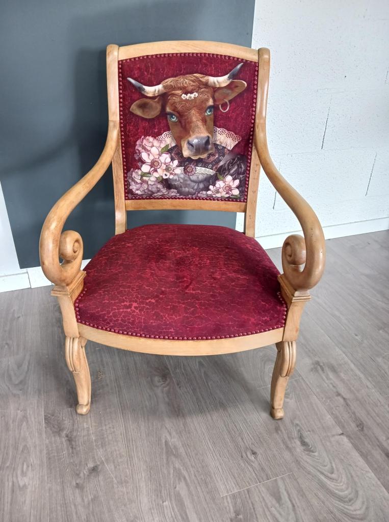 Fauteuil droit Louis Philippe, réfection de fauteuil, cours de réfection de fauteuil, atelier réfection de fauteuil, rénovation siège, rénovation fauteuil, DIY